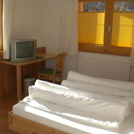 昂吉尔恩膳食旅馆 招待所 *