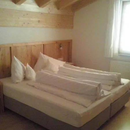 招待所 昂吉尔恩膳食旅馆