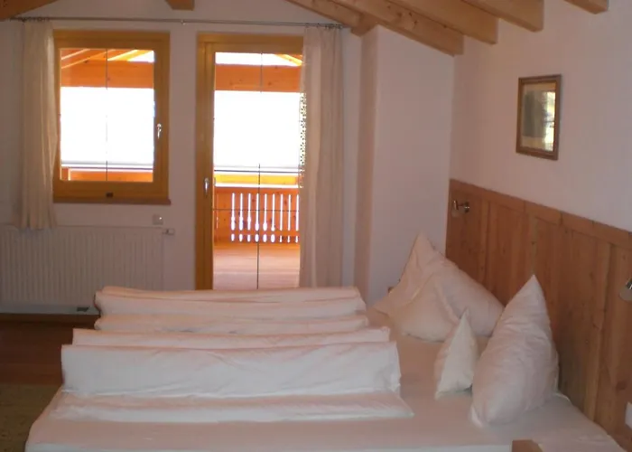 Angern بيت ضيافة